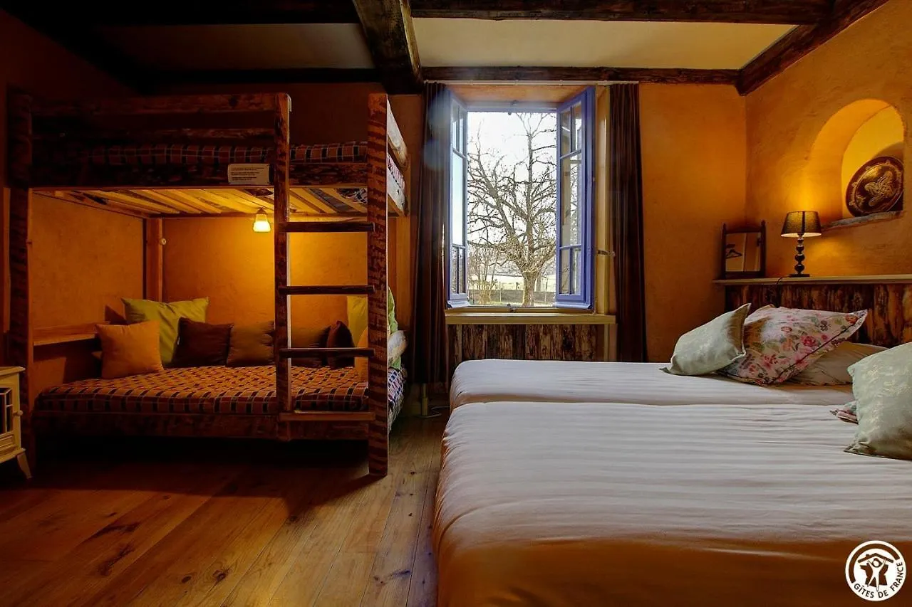 Bed and Breakfast Goute La Vie Marchamp 3*,  Frankreich