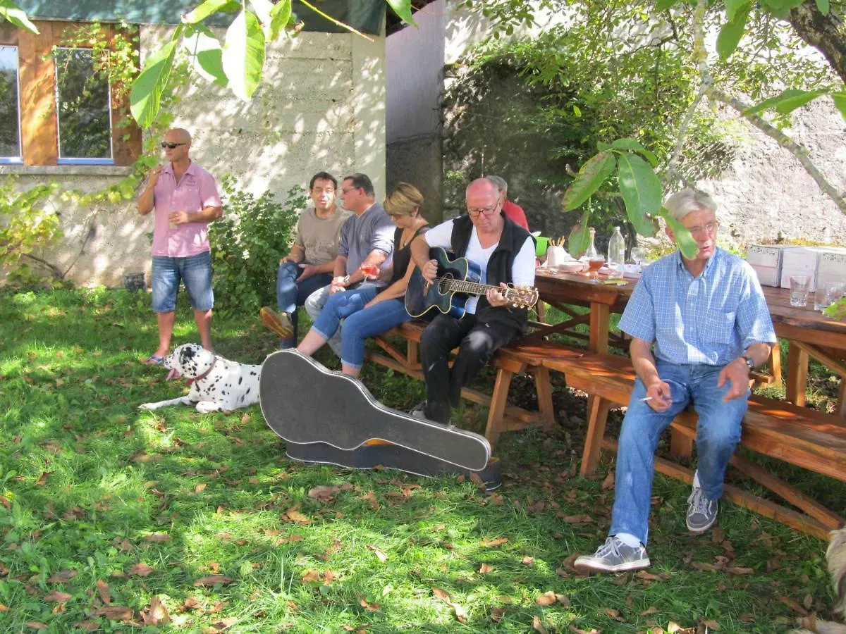 Bed and Breakfast Goute La Vie Marchamp 3*,